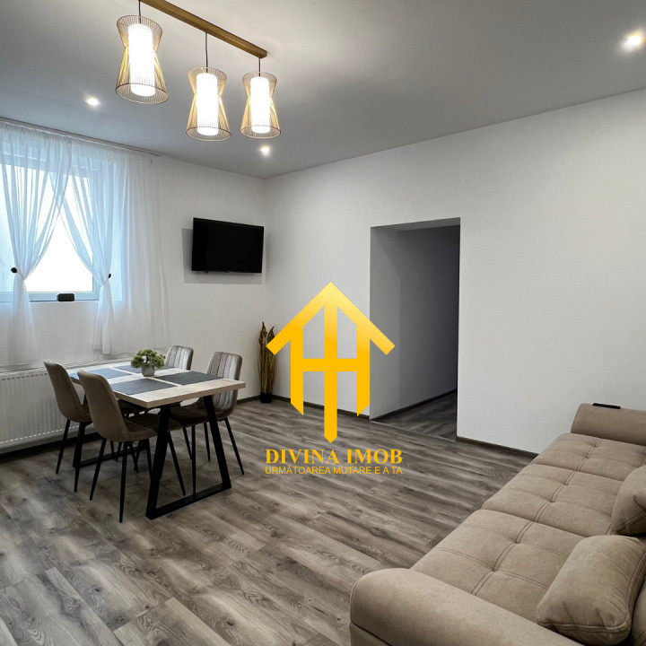 Apartament la casă, curte comună, 57 mp, Piața Cluj