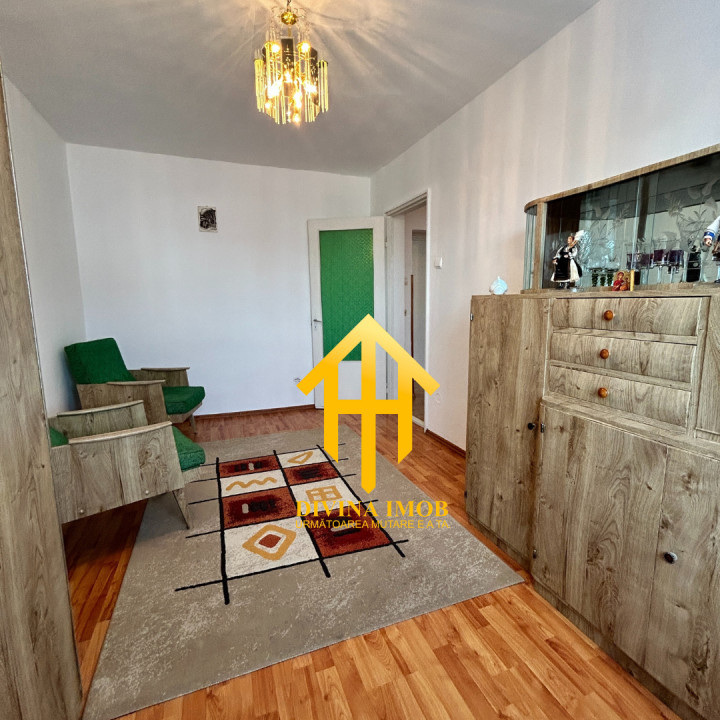 Apartament de vânzare, 3 camere, Mihai Viteazu