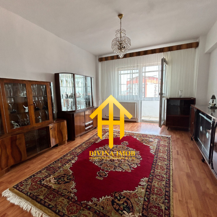 Apartament de vânzare, 3 camere, Mihai Viteazu