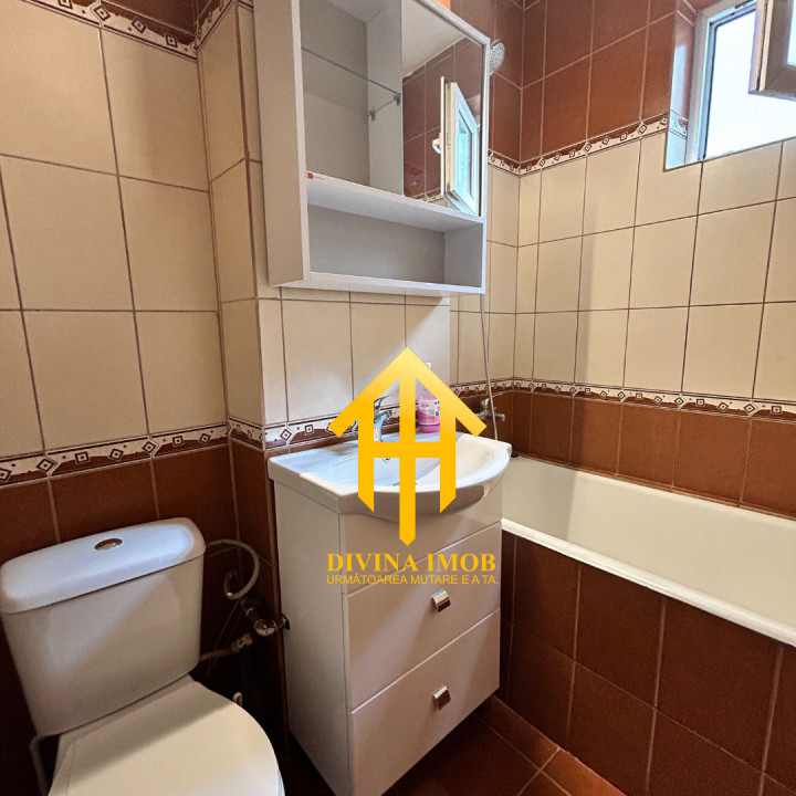 Apartament de închiriat, 3 camere, Mihai Viteazu