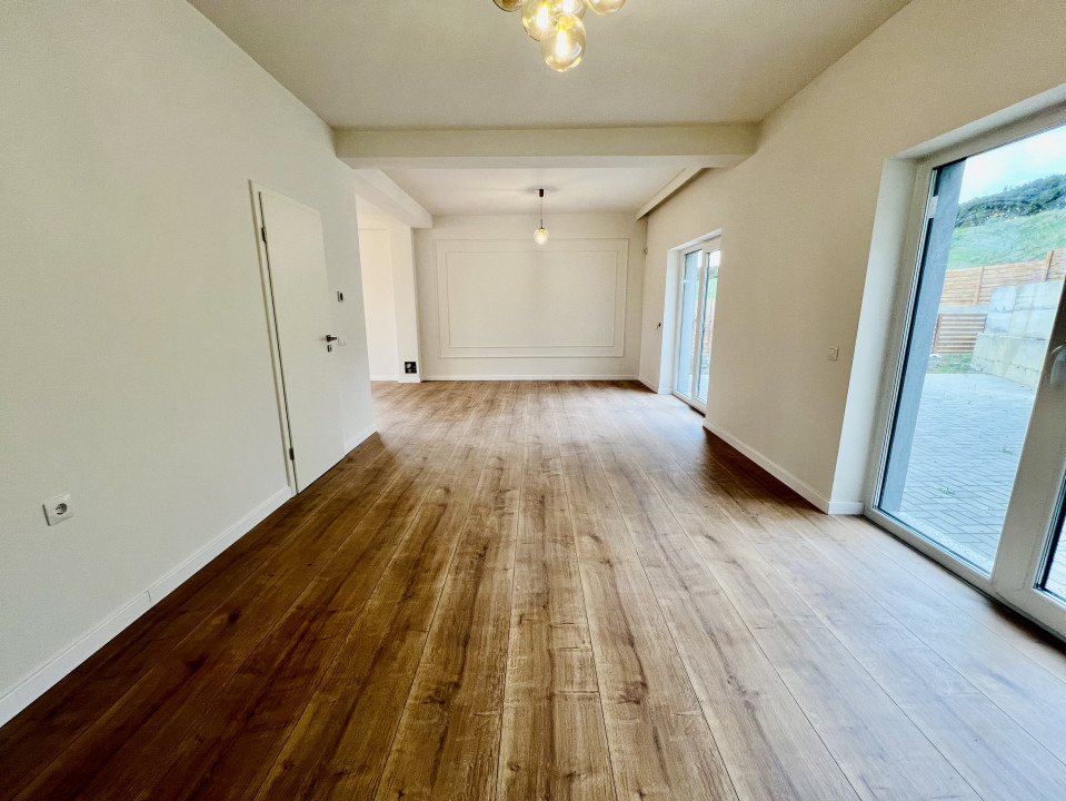 Casă Individuală, 4 camere, Teren 778 mp, Bavaria Park