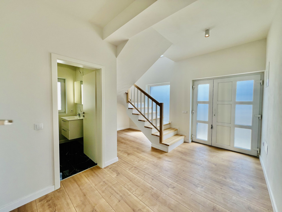 Casă Individuală, 4 camere, Teren 778 mp, Bavaria Park