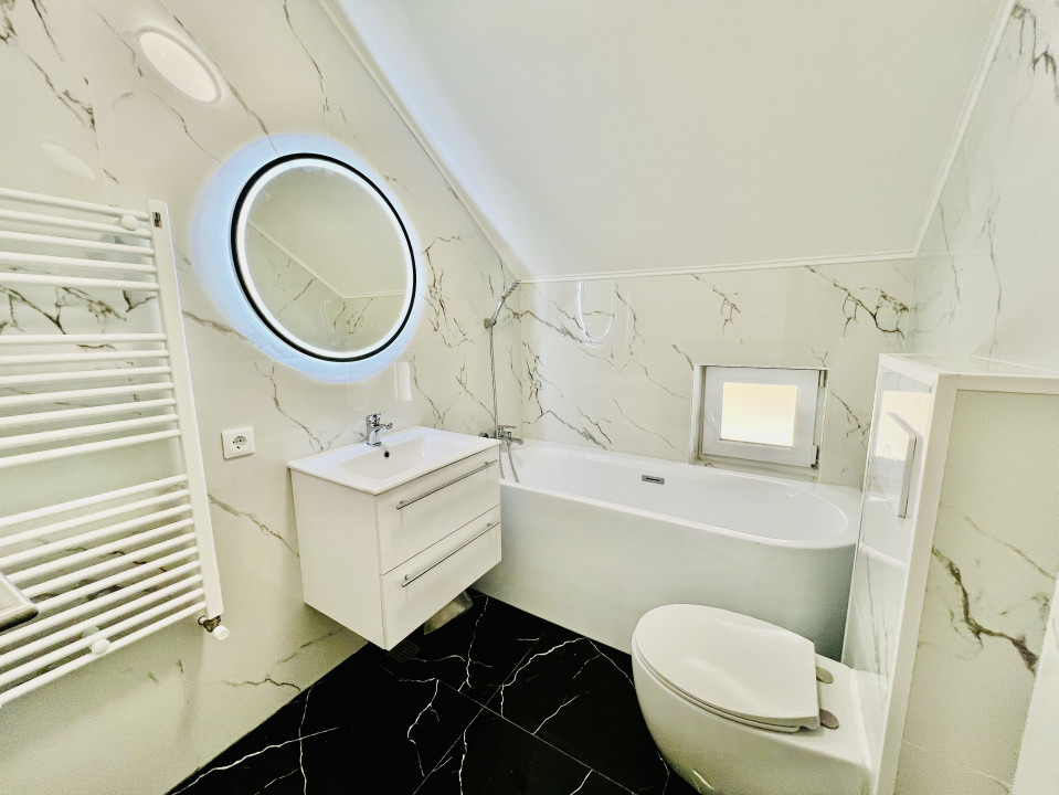 Casă Individuală, 4 camere, Teren 778 mp, Bavaria Park