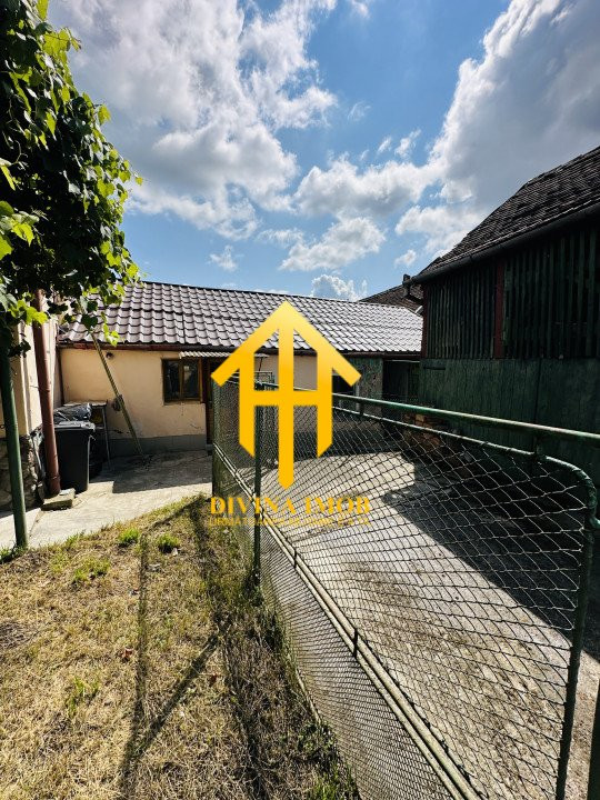 Casă individuală de vânzare Ocna Sibiului, 1063 mp teren