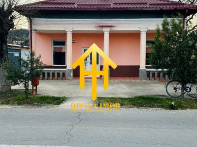 Spațiu comercial de închiriat – Lădești, zonă centrală