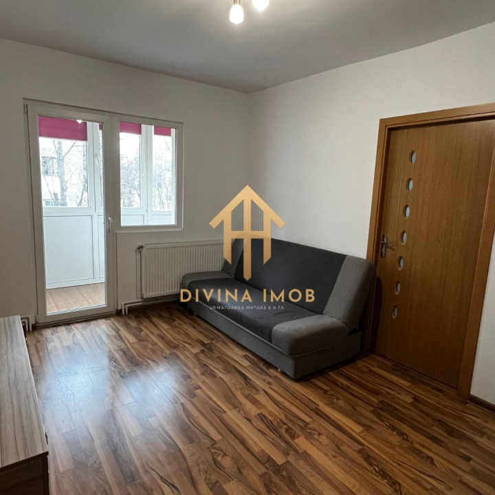 Apartament de închiriat, 2 camere, Strada Oștirii