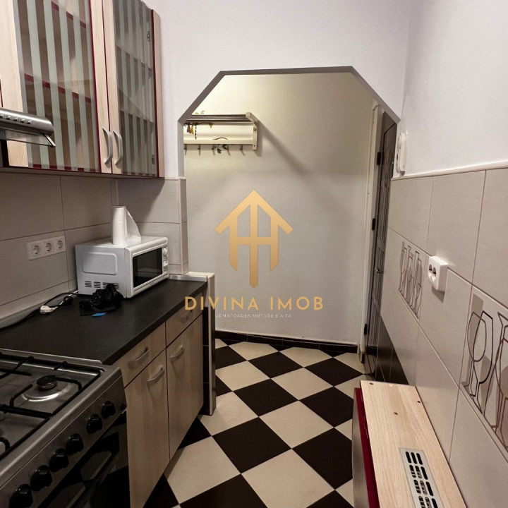 Apartament de închiriat, 2 camere, Strada Oștirii